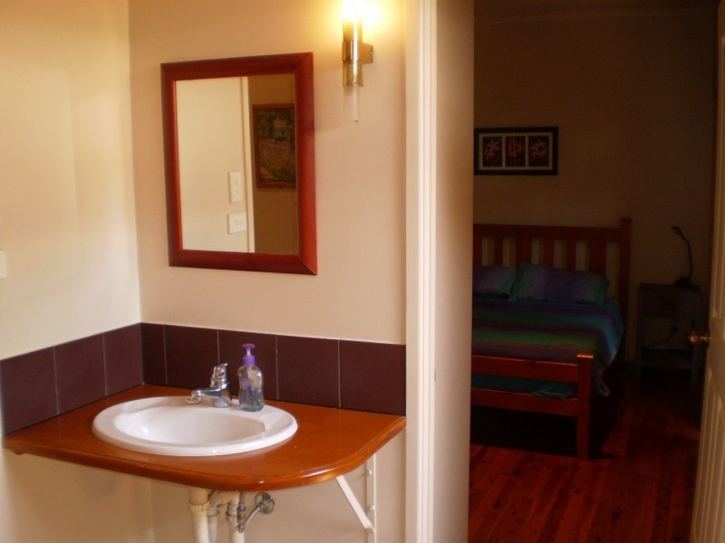 2/24 Mango Parkway Nelly Bay, Magnetic Island QLD 4819