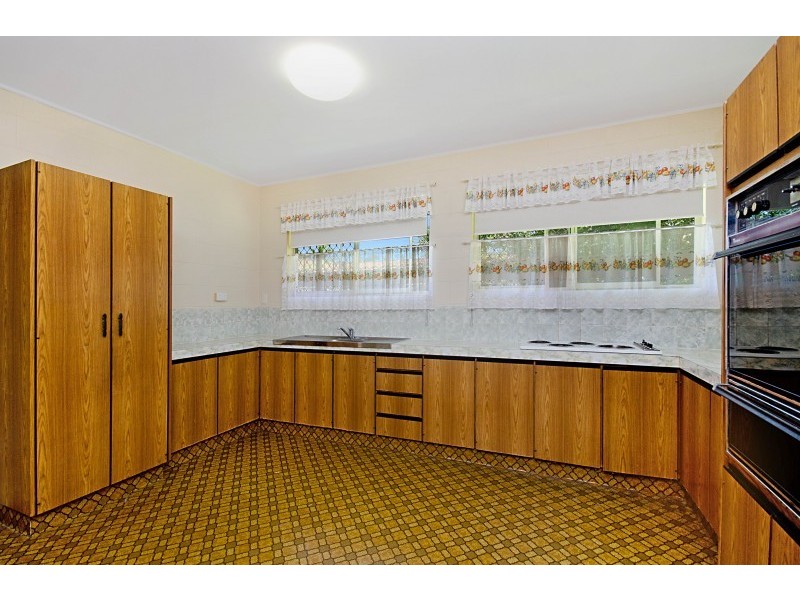 6 Lumeah Street, Cranbrook QLD 4814