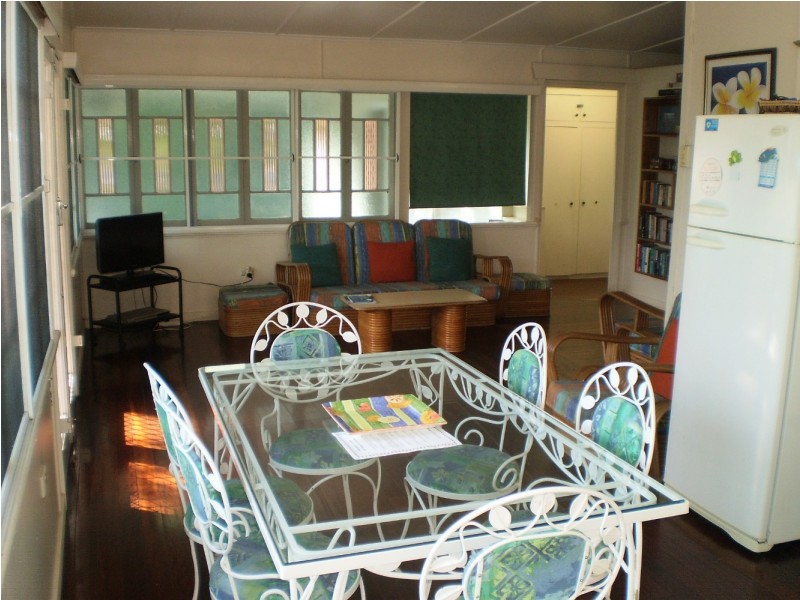 50 Hayles Avenue Arcadia, Magnetic Island QLD 4819