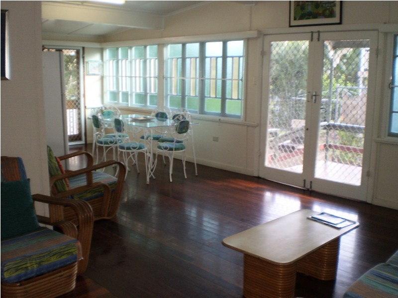 50 Hayles Avenue Arcadia, Magnetic Island QLD 4819