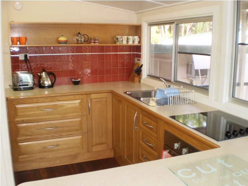 50 Hayles Avenue Arcadia, Magnetic Island QLD 4819