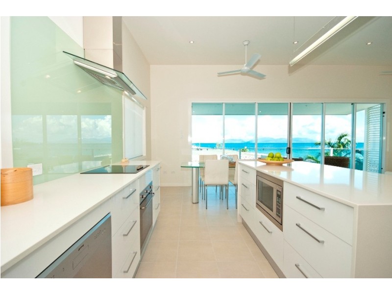 12b Terrace Place  NELLY BAY, Magnetic Island QLD 4819