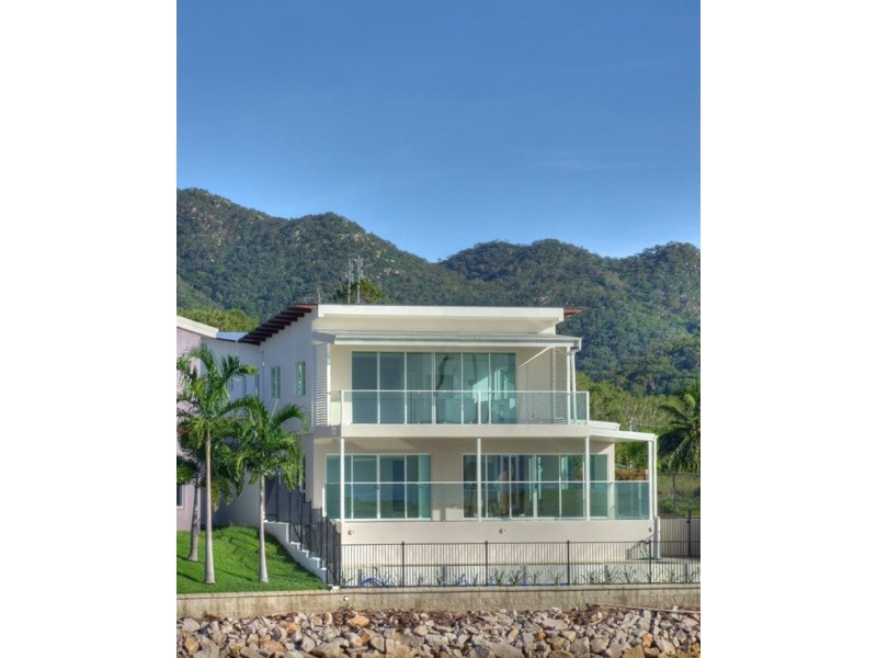 12b Terrace Place  NELLY BAY, Magnetic Island QLD 4819