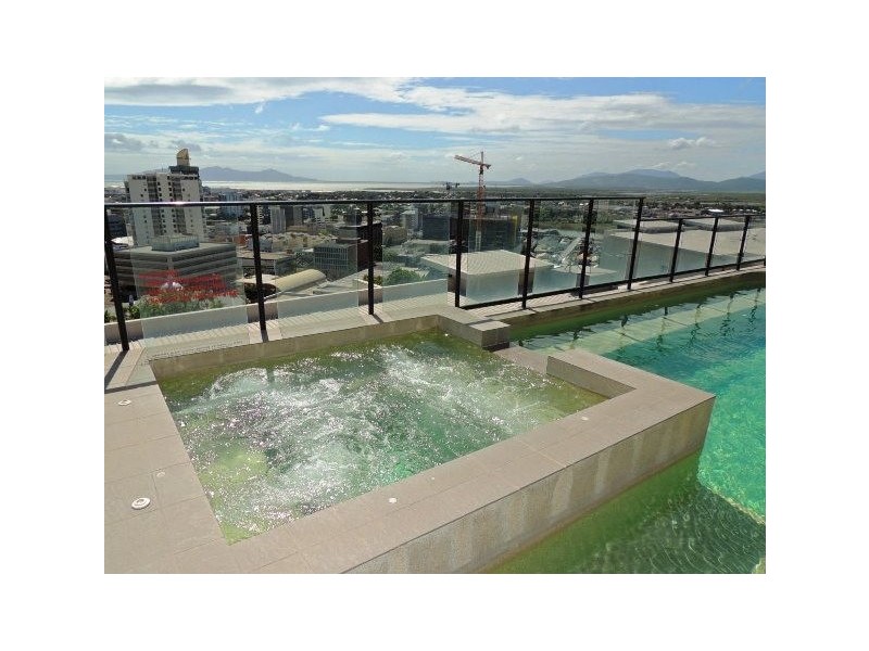27/209 Wills Street, Townsville City QLD 4810