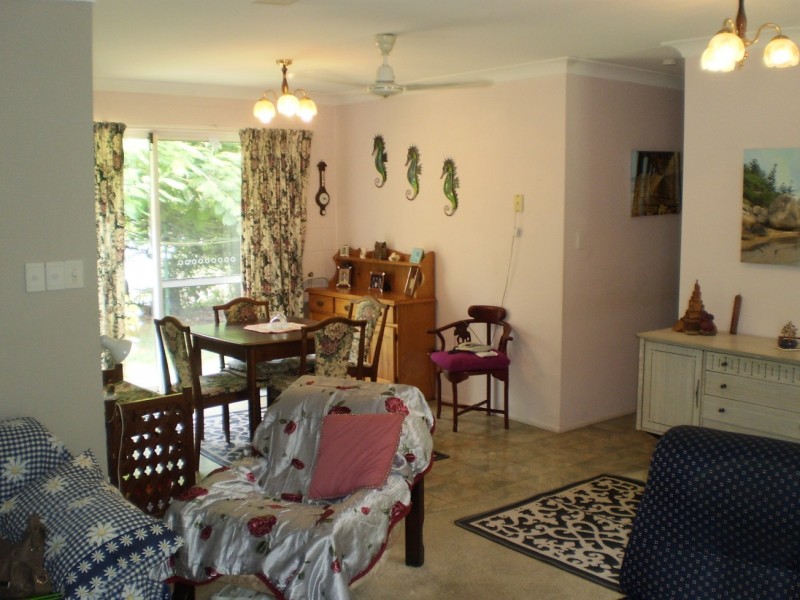 2 Nerita Court Nelly Bay, Magnetic Island QLD 4819