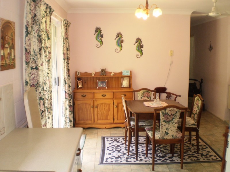 2 Nerita Court Nelly Bay, Magnetic Island QLD 4819