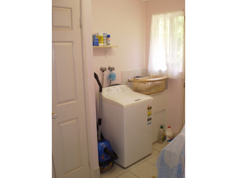 2 Nerita Court Nelly Bay, Magnetic Island QLD 4819