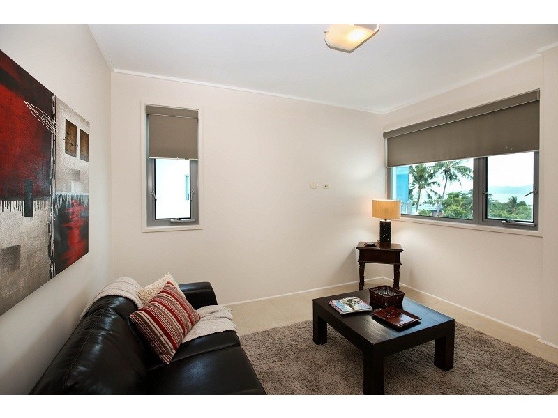 111/72 The Strand, North Ward QLD 4810