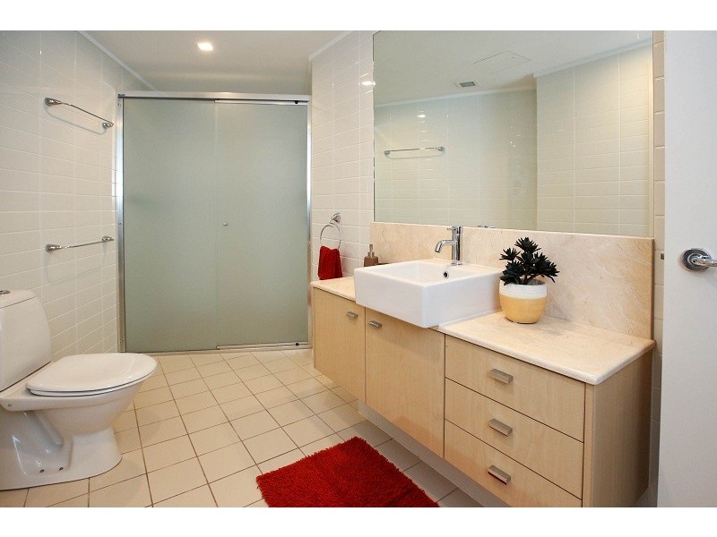 111/72 The Strand, North Ward QLD 4810