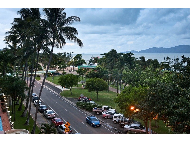 111/72 The Strand, North Ward QLD 4810