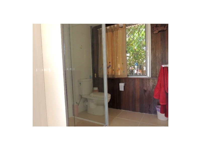 39 Reef Street, Saunders Beach QLD 4818