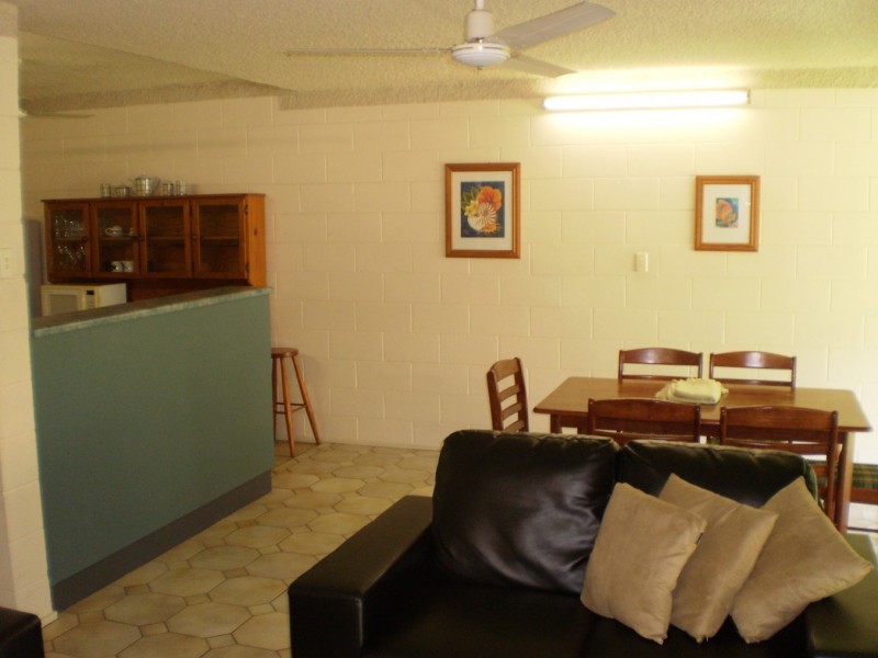 2/40 Marine Parade ARCADIA, Magnetic Island QLD 4819