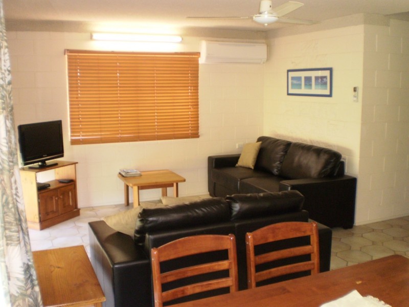 2/40 Marine Parade ARCADIA, Magnetic Island QLD 4819