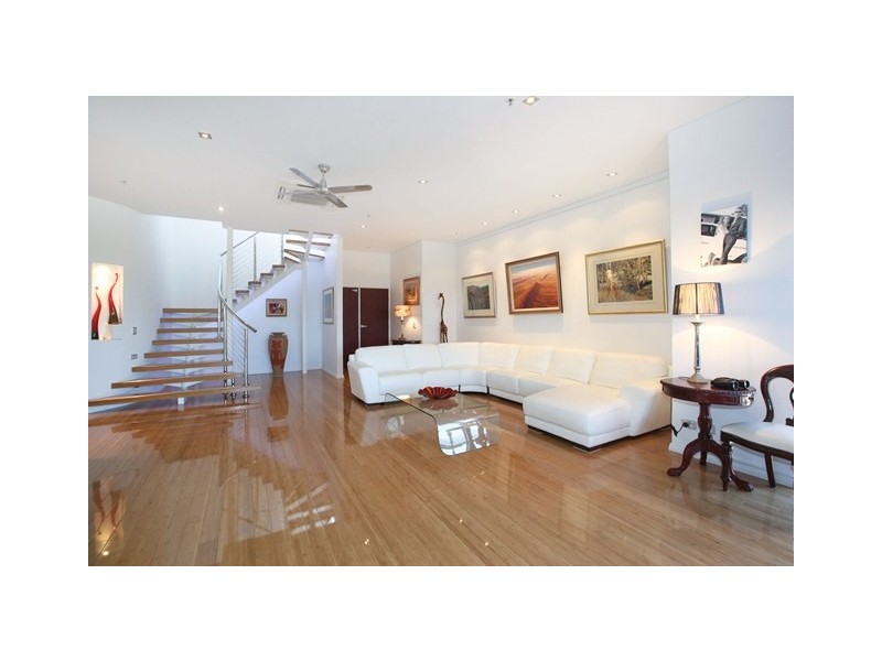 16.01/148C Walker, Townsville City QLD 4810