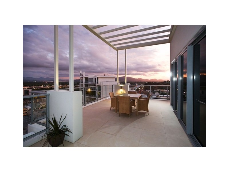 16.01/148C Walker, Townsville City QLD 4810