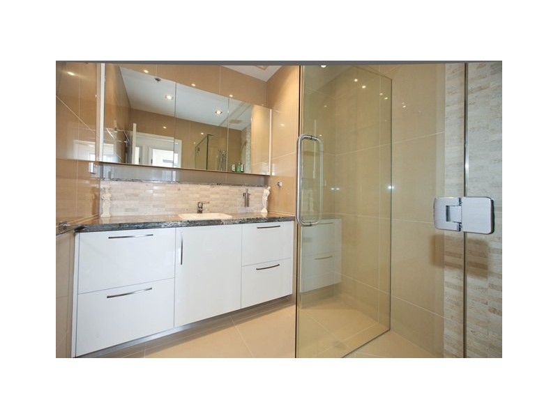 16.01/148C Walker, Townsville City QLD 4810