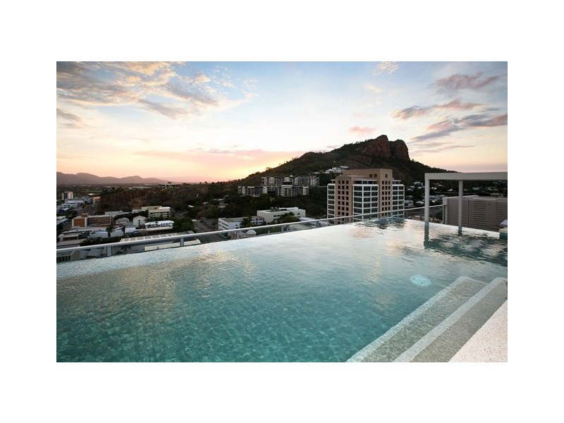 16.01/148C Walker, Townsville City QLD 4810