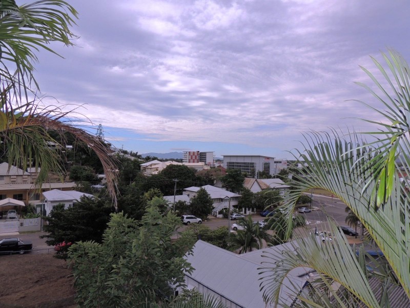3/404 Walker Street, Townsville City QLD 4810