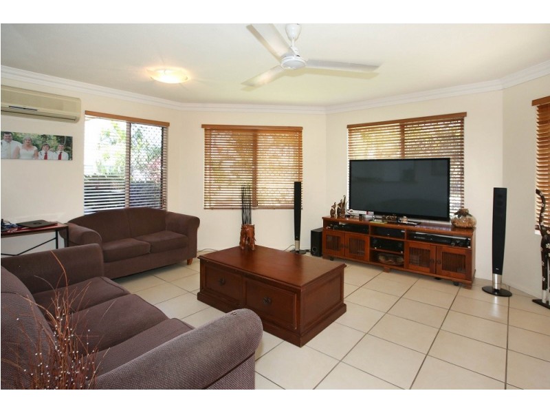 30 Colchester Crescent, Kirwan QLD 4817