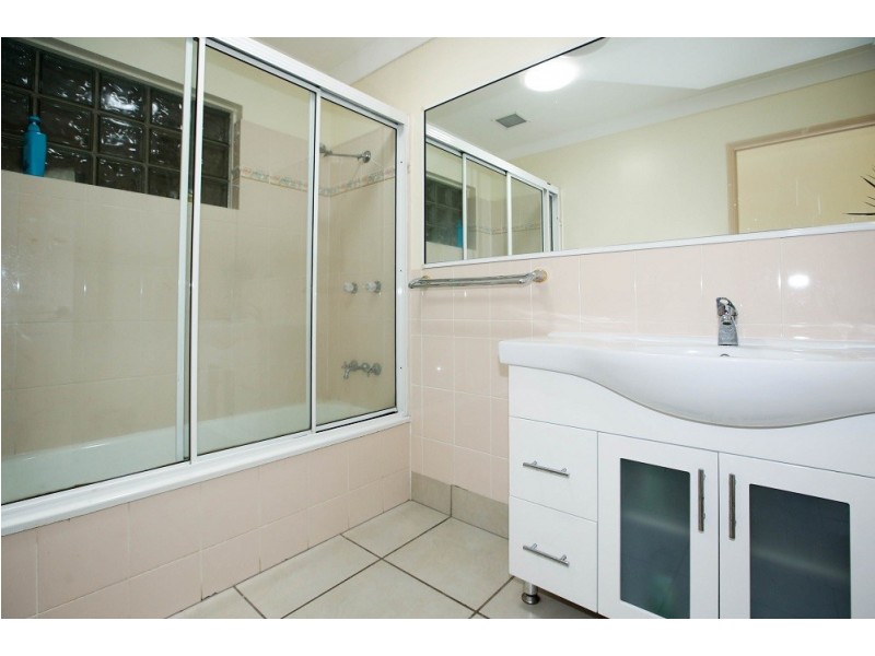 30 Colchester Crescent, Kirwan QLD 4817