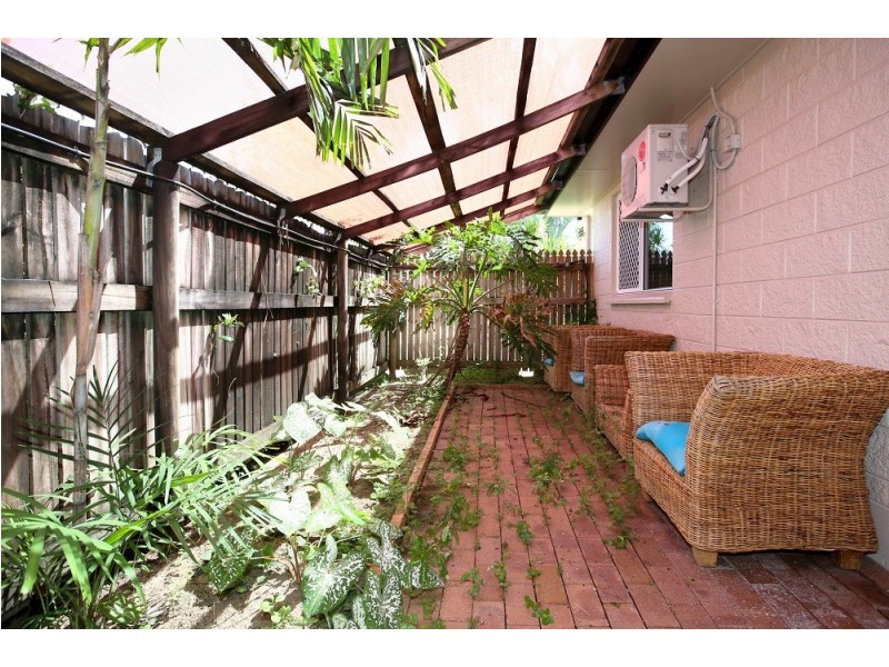 30 Colchester Crescent, Kirwan QLD 4817