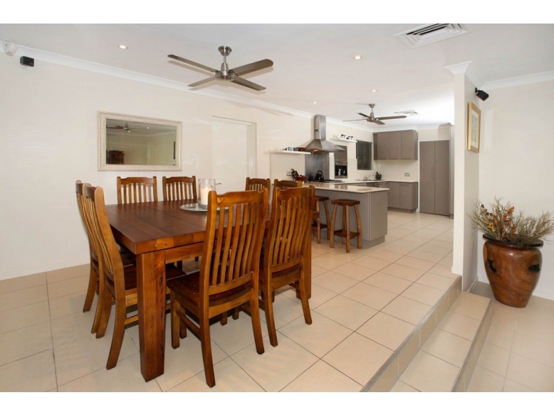 1588 Riverway Drive, Kelso QLD 4815