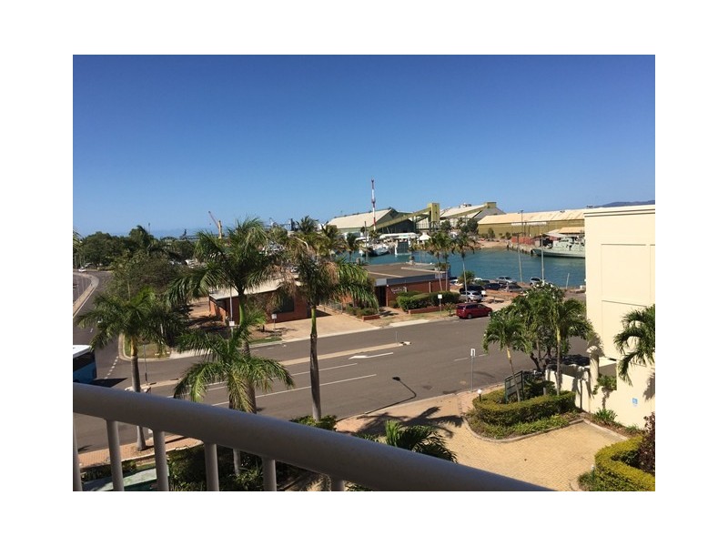 4D/3-7 The Strand, Townsville City QLD 4810
