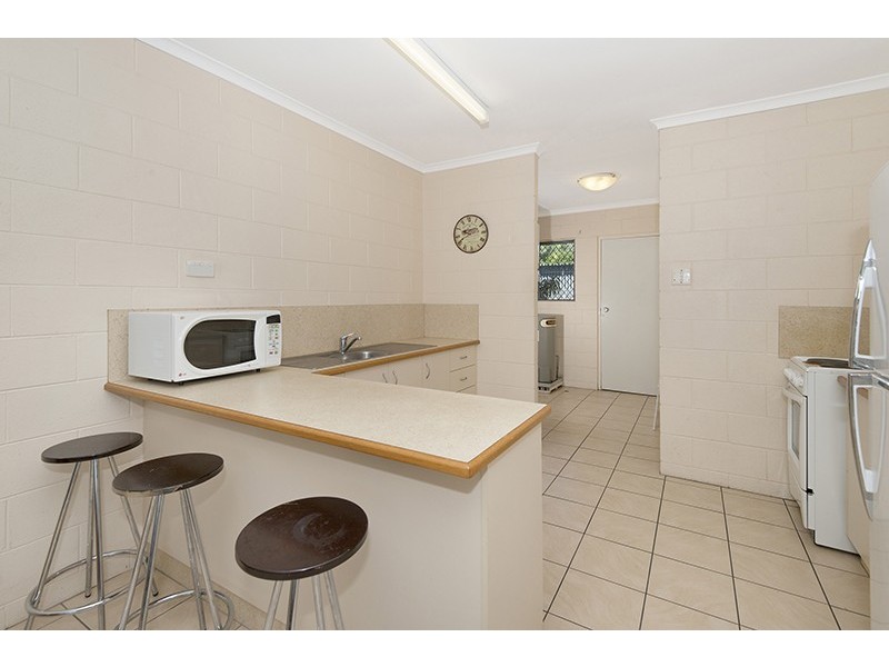 6/37 Hugh Street, West End QLD 4810