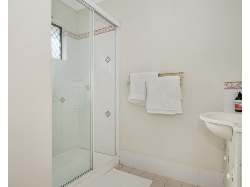 1/4 Stuart Street, North Ward QLD 4810