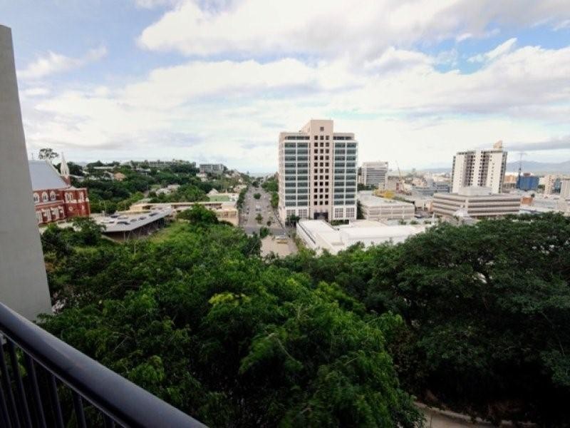 12/209 Wills Street, Townsville City QLD 4810
