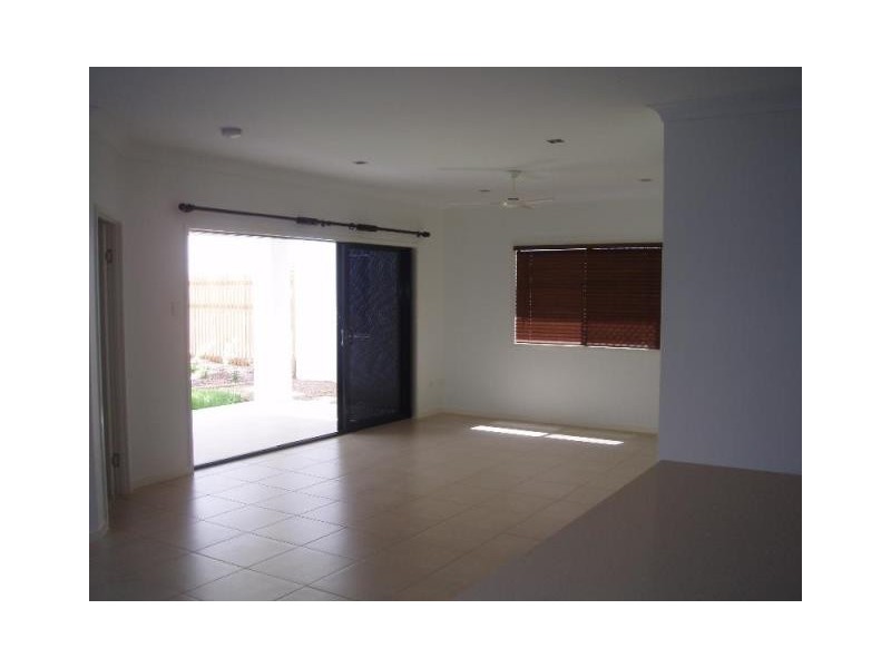 3 St Kilda Row, Douglas QLD 4814