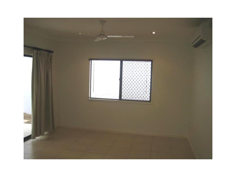 3 St Kilda Row, Douglas QLD 4814