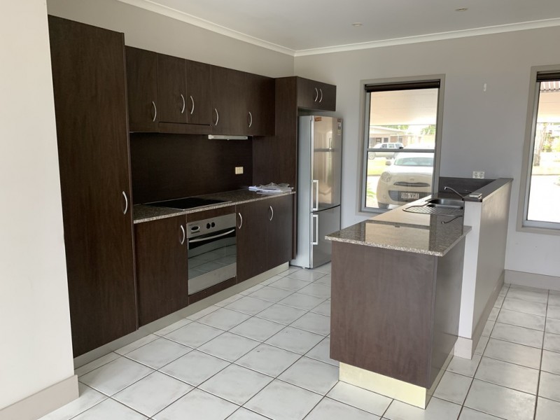 8/13-15 Terrace Place, Nelly Bay QLD 4819
