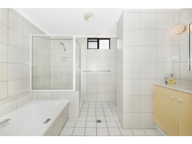 11/7 Hale Street, Townsville City QLD 4810