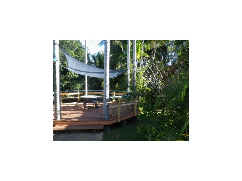 26 The Grove, Nelly Bay QLD 4819