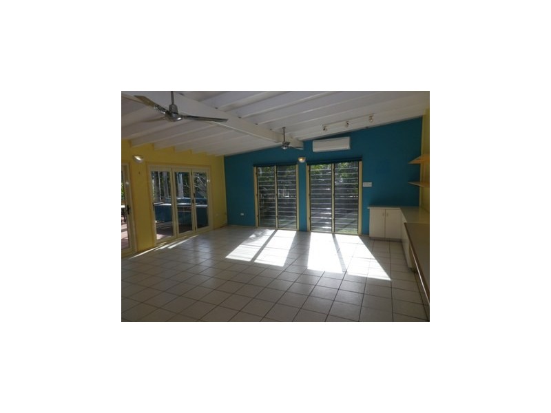 26 The Grove, Nelly Bay QLD 4819