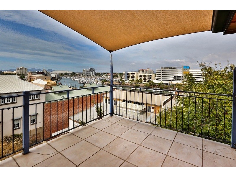 4/22 Melton Terrace, Townsville City QLD 4810