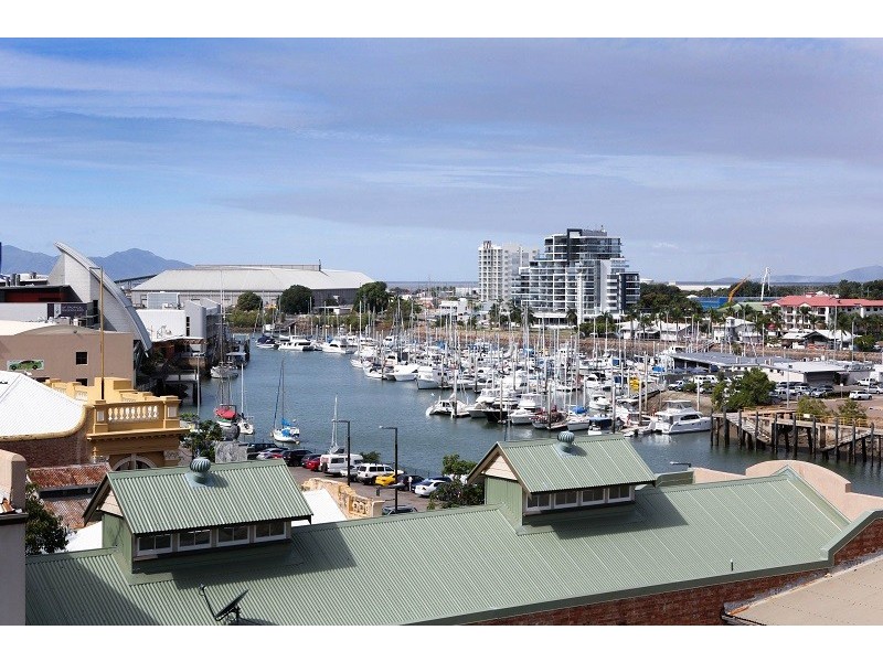 4/22 Melton Terrace, Townsville City QLD 4810