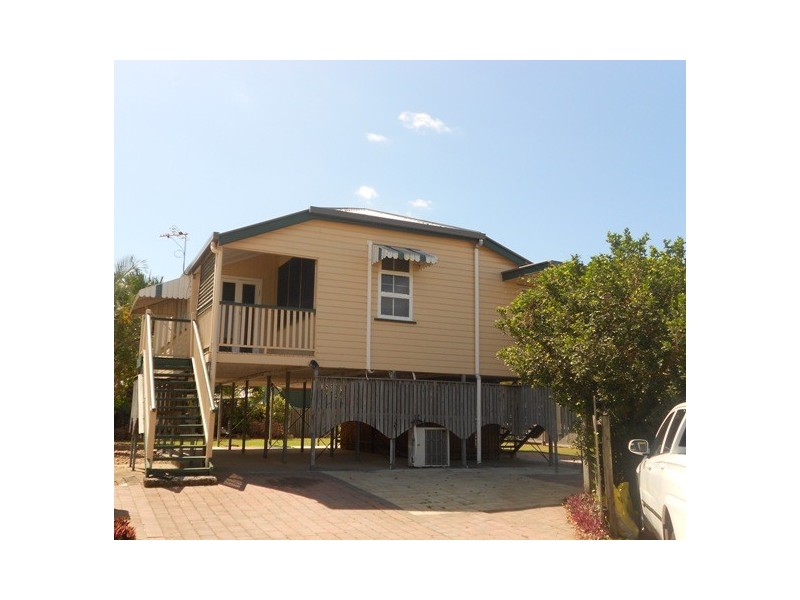 8B Martin Street, South Townsville QLD 4810