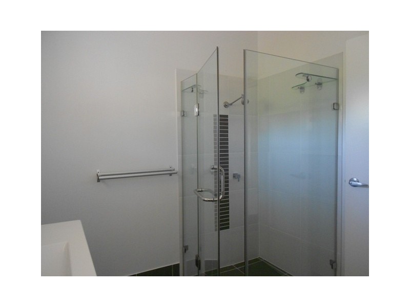 8B Martin Street, South Townsville QLD 4810