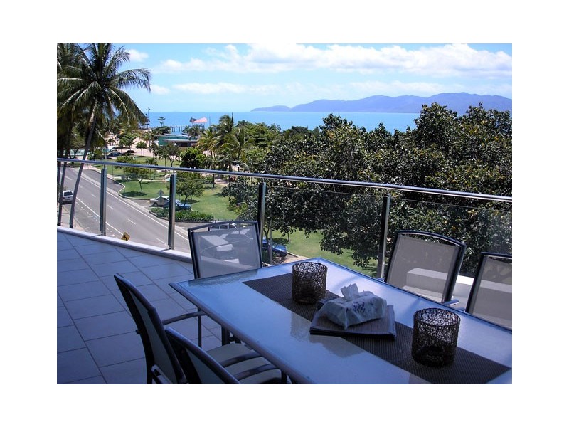 111/72-74 The Strand, North Ward QLD 4810