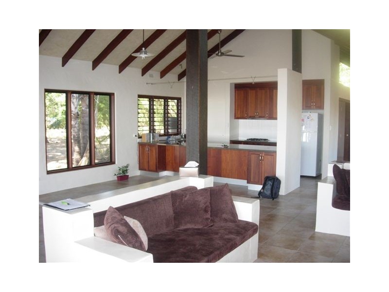 50 The Esplanade, Toolakea QLD 4818