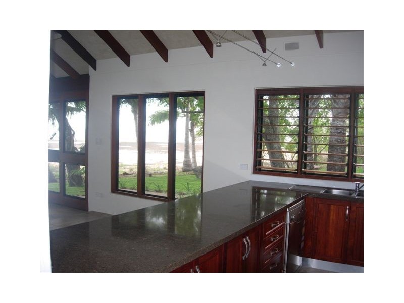 50 The Esplanade, Toolakea QLD 4818