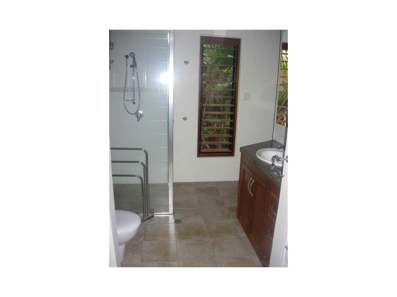 50 The Esplanade, Toolakea QLD 4818