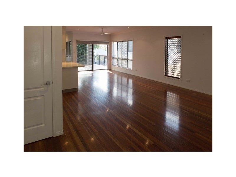 24 Paddington Terrace, Douglas QLD 4814