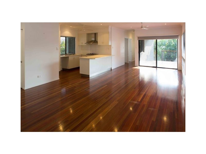 24 Paddington Terrace, Douglas QLD 4814