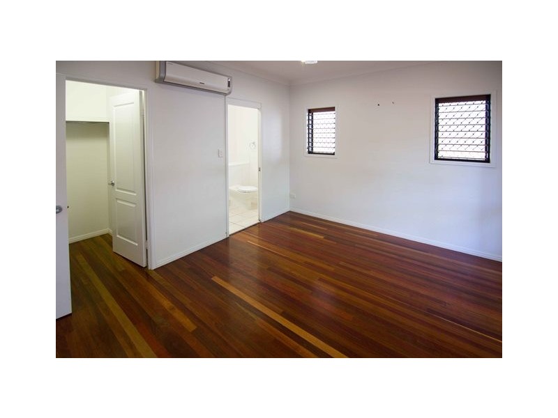 24 Paddington Terrace, Douglas QLD 4814