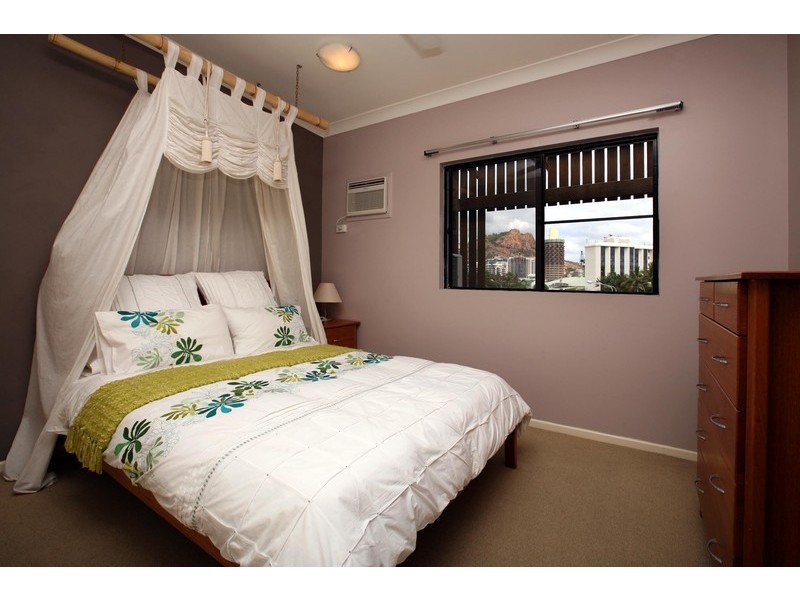 14/33-35 McIlwraith Street, South Townsville QLD 4810