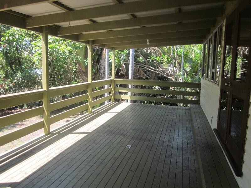51 Hayles Avenue, Arcadia, Magnetic Island QLD 4819