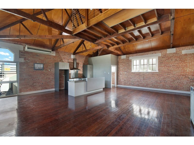 2/195 Flinders Street, Townsville City QLD 4810